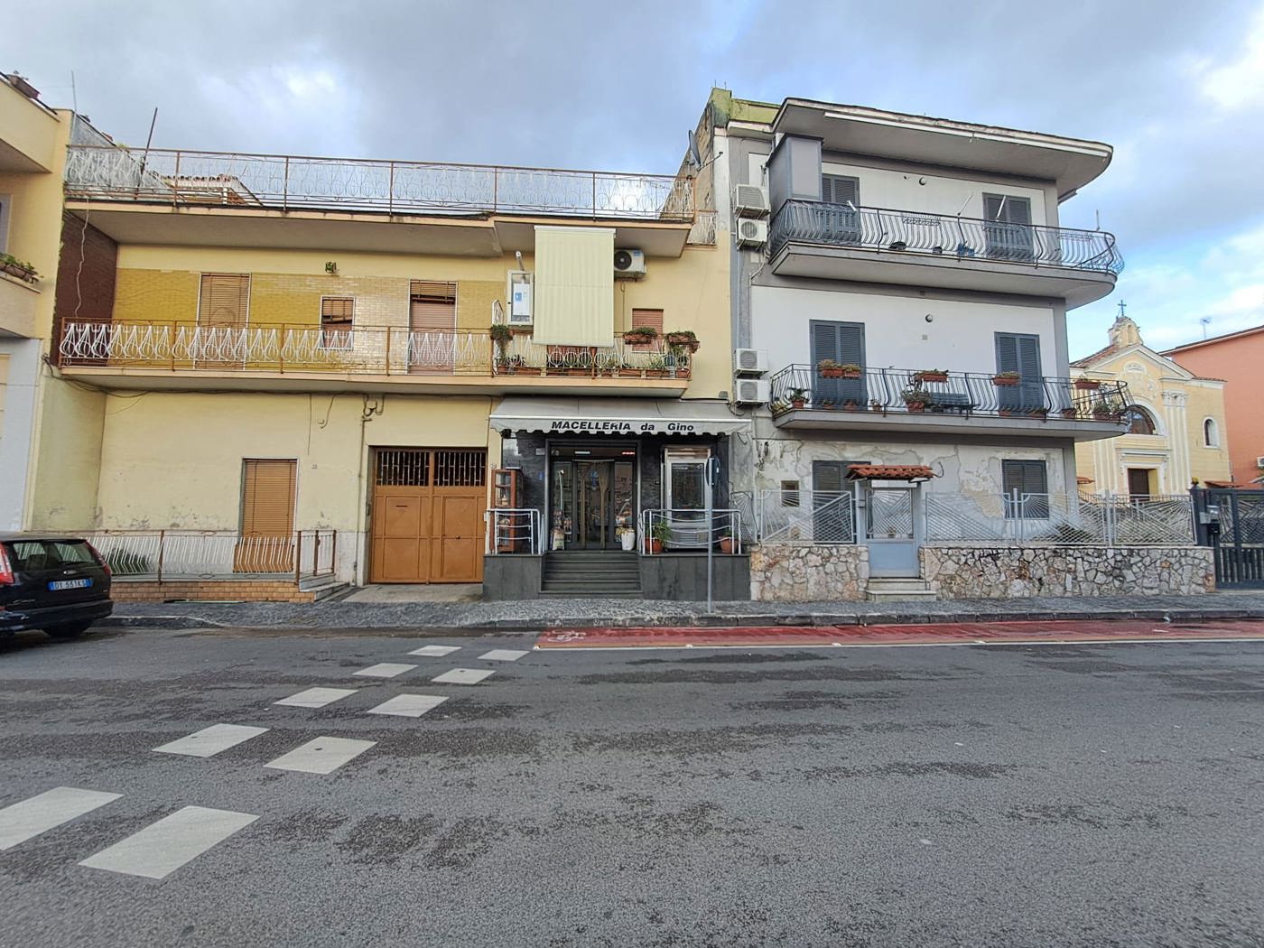 Attivit commerciale in vendita a Cardito