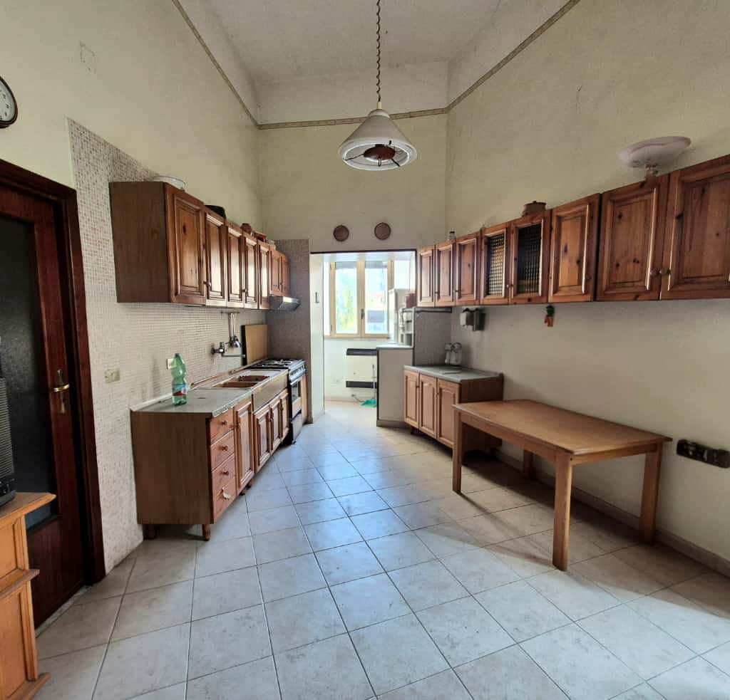 Quadrilocale da ristrutturare a Caivano