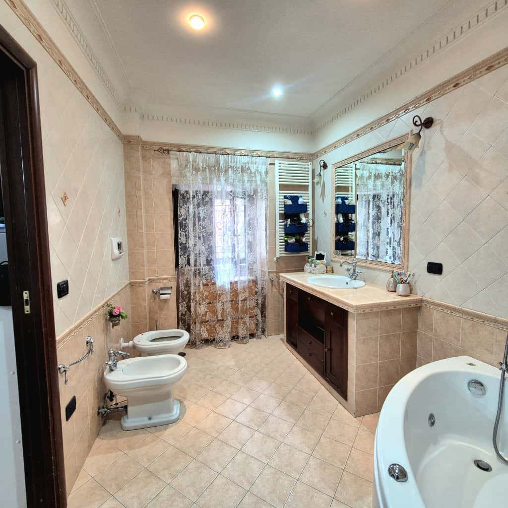 Trilocale ristrutturato a Caivano