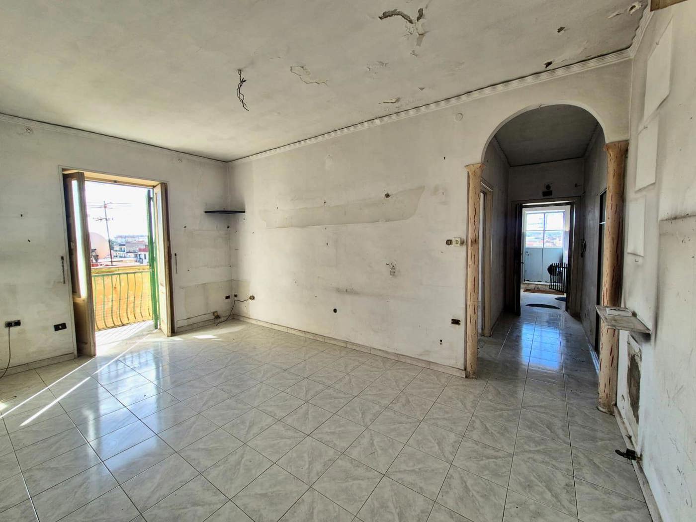 Bilocale con box a Cardito