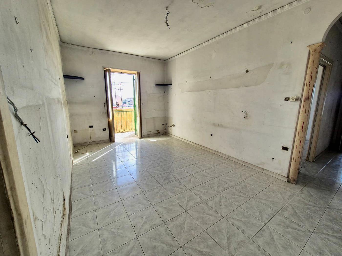 Bilocale con box a Cardito