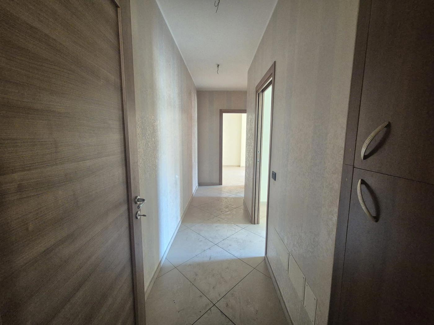 Trilocale con box a Caivano