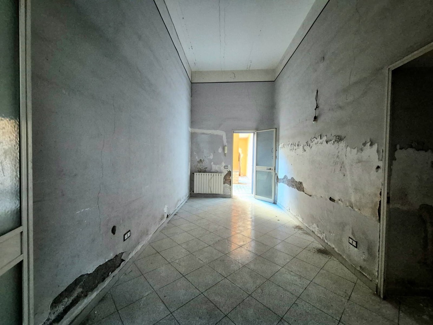 Bilocale con box a Caivano