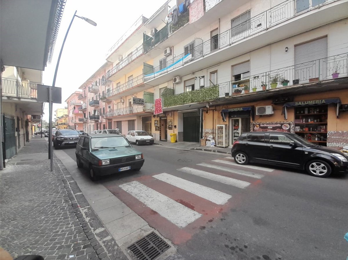 Negozio in vendita a Cardito