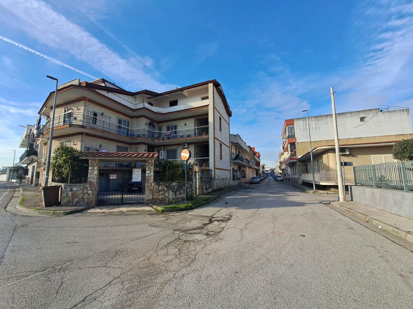 Magazzino in affitto a Crispano