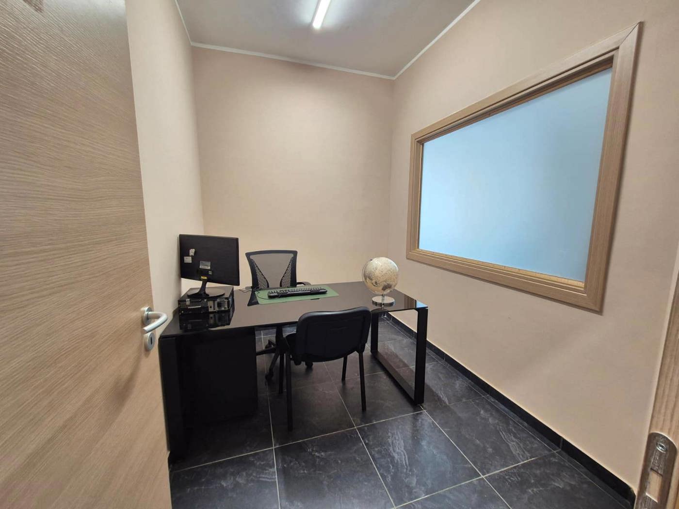 Ufficio nuovo a Caivano