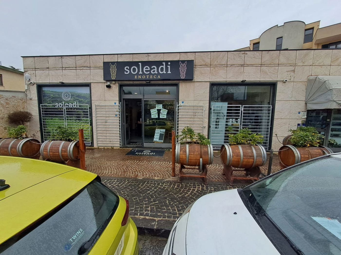 Attivit� commerciale in vendita a Cardito