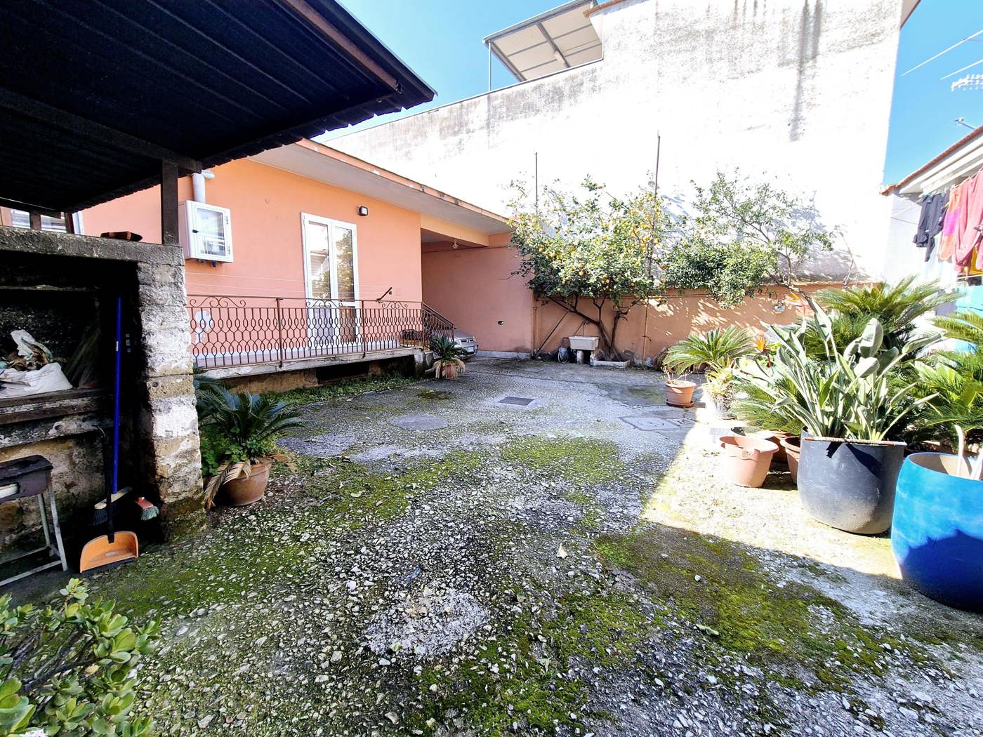 Casa indipendente con giardino a Caivano