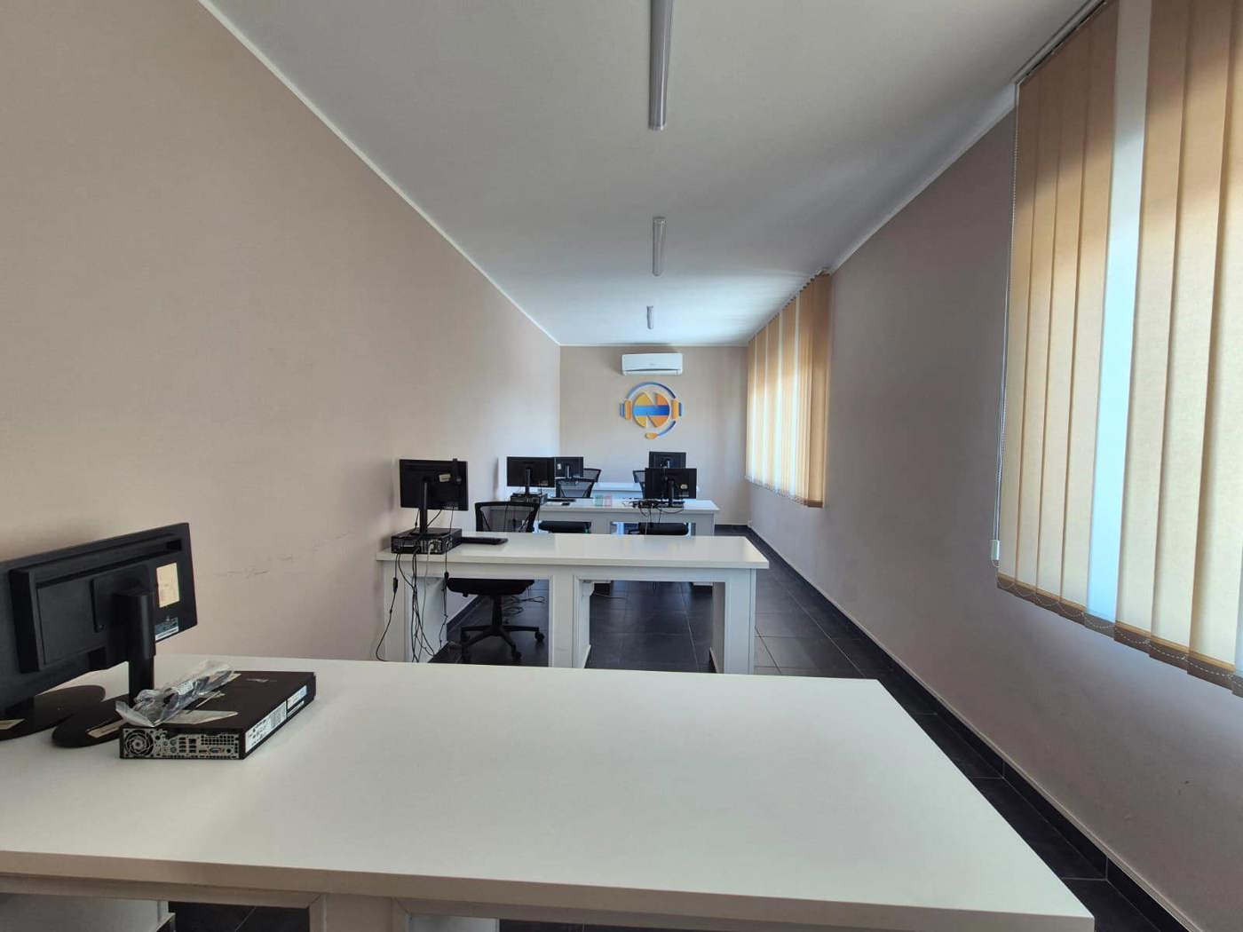 Ufficio nuovo a Caivano