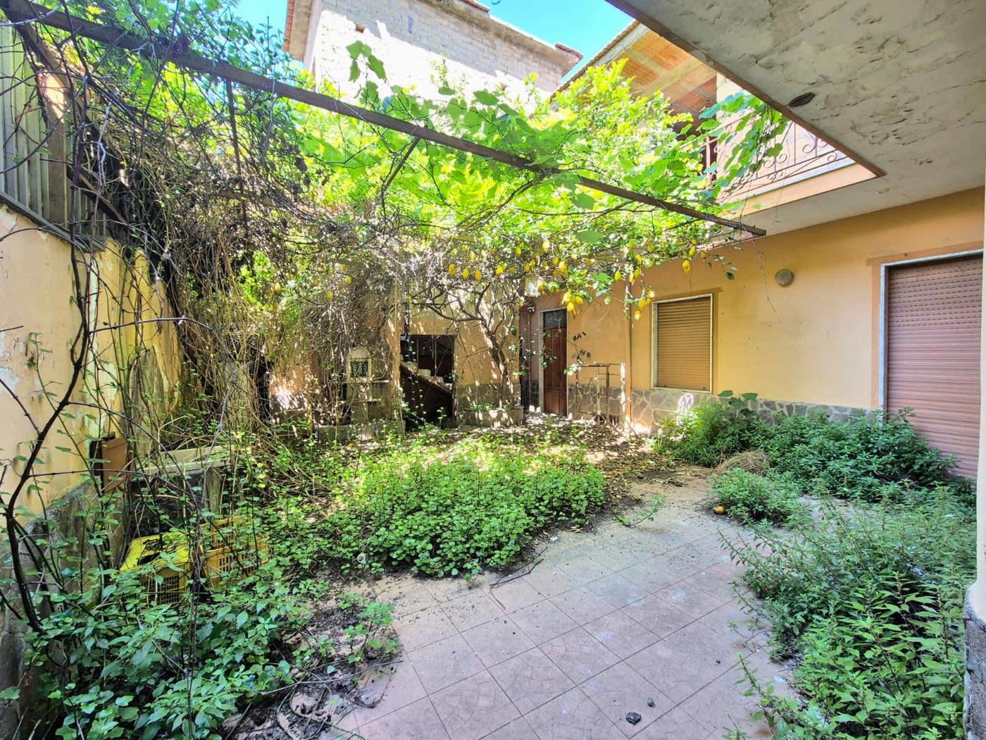 Casa indipendente con giardino a Caivano