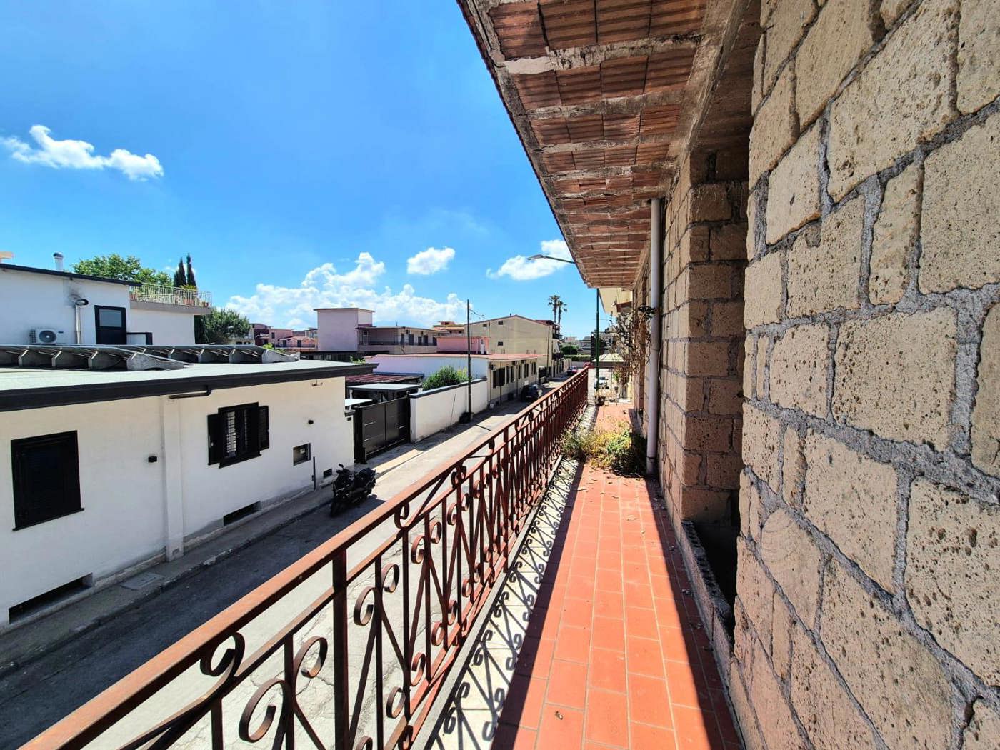 Casa indipendente con giardino a Caivano