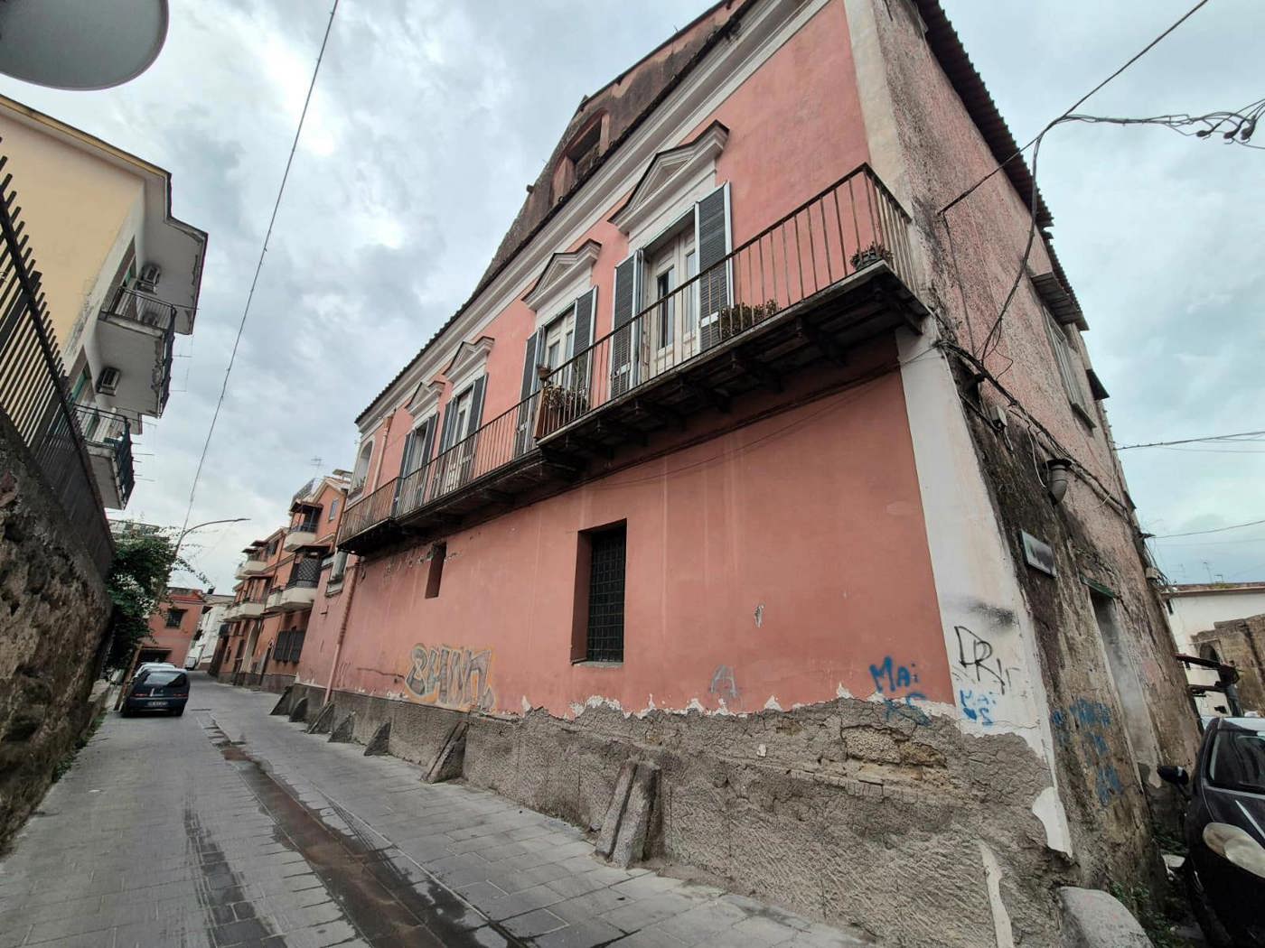 Casa indipendente con giardino a Caivano