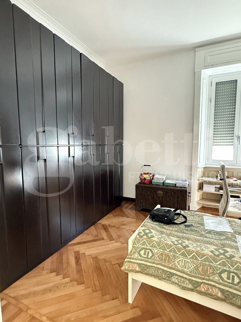 Trilocale ristrutturato a Milano