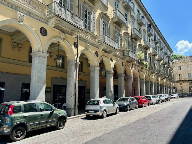 Trilocale arredato in affitto a Torino