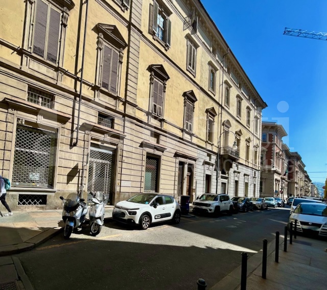 Bilocale arredato in affitto a Torino