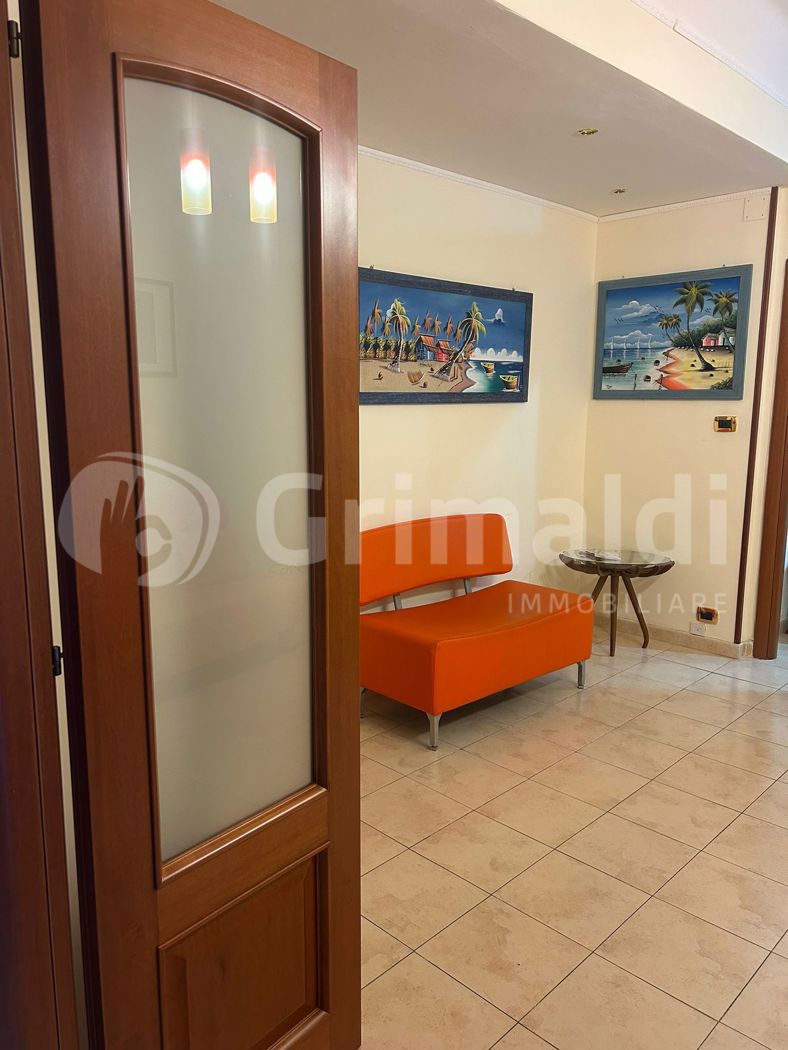 Trilocale ristrutturato a Taranto