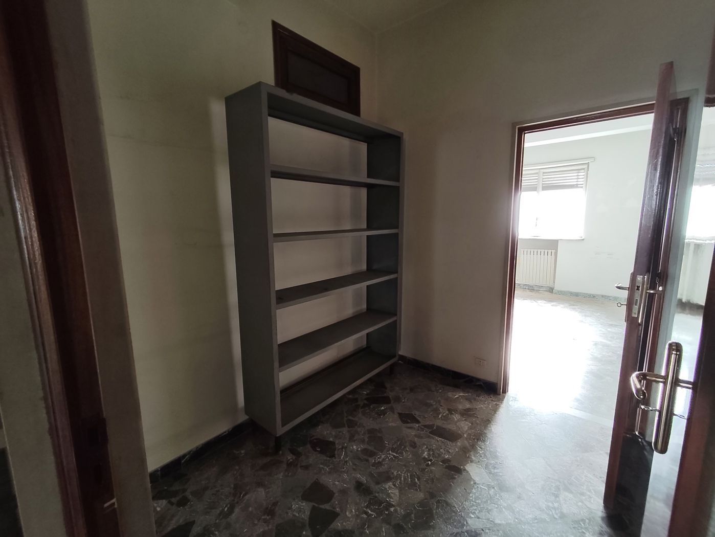 Ufficio da ristrutturare a Taranto