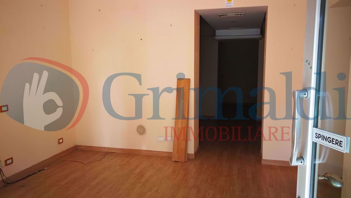 Negozio in vendita a Taranto