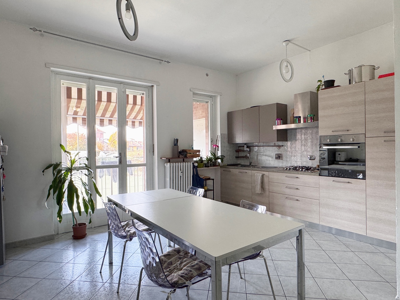 Bilocale arredato in affitto a Poirino