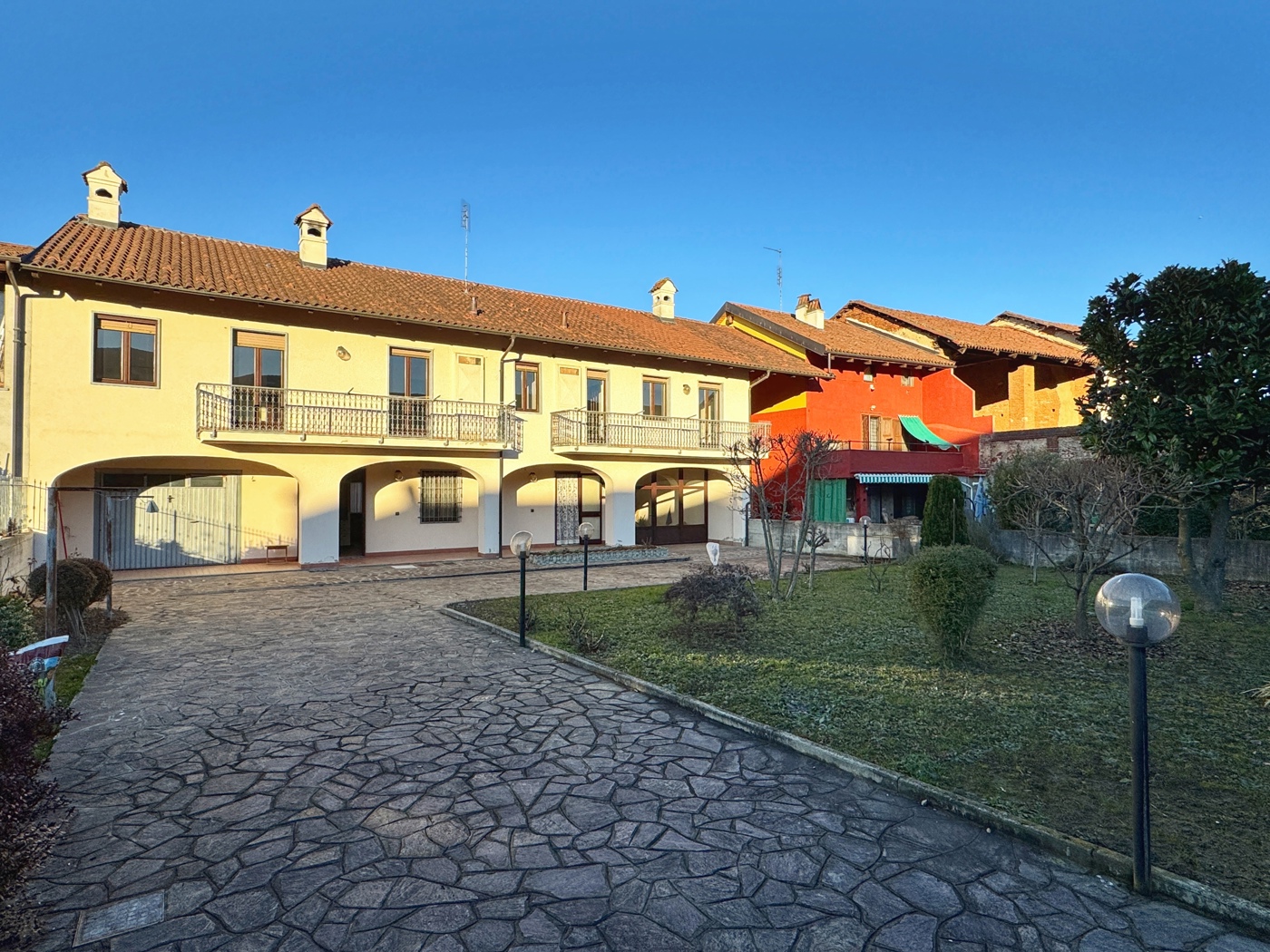 Casa indipendente con giardino a Poirino