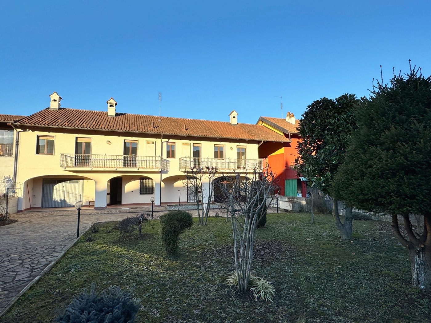 Casa indipendente con giardino a Poirino