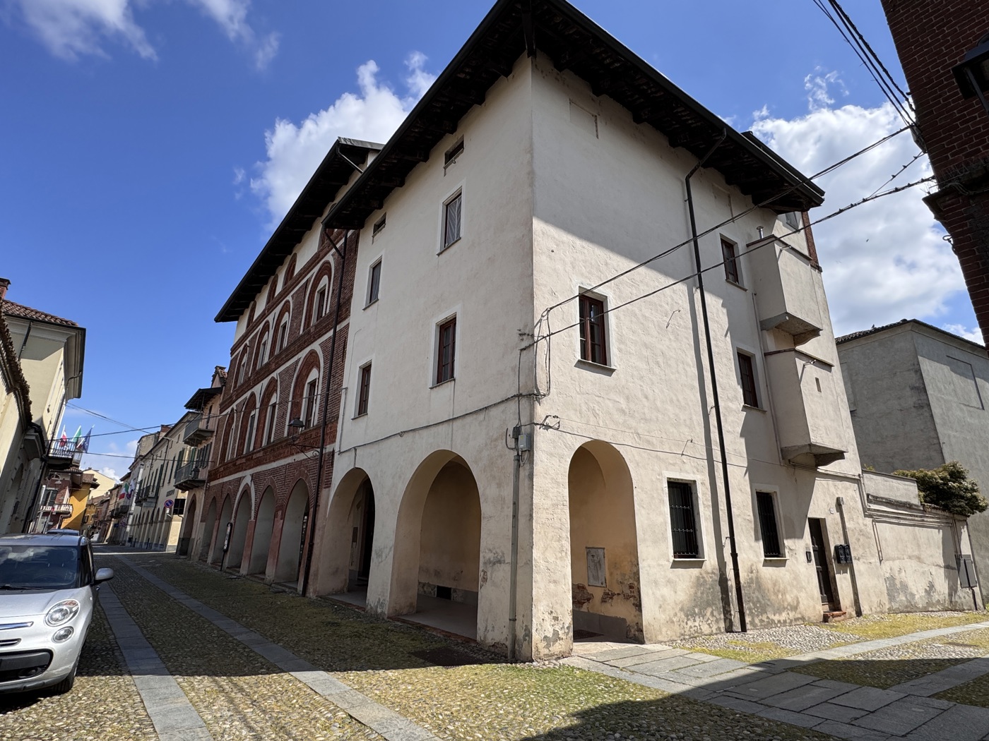 Bilocale arredato in affitto a Poirino