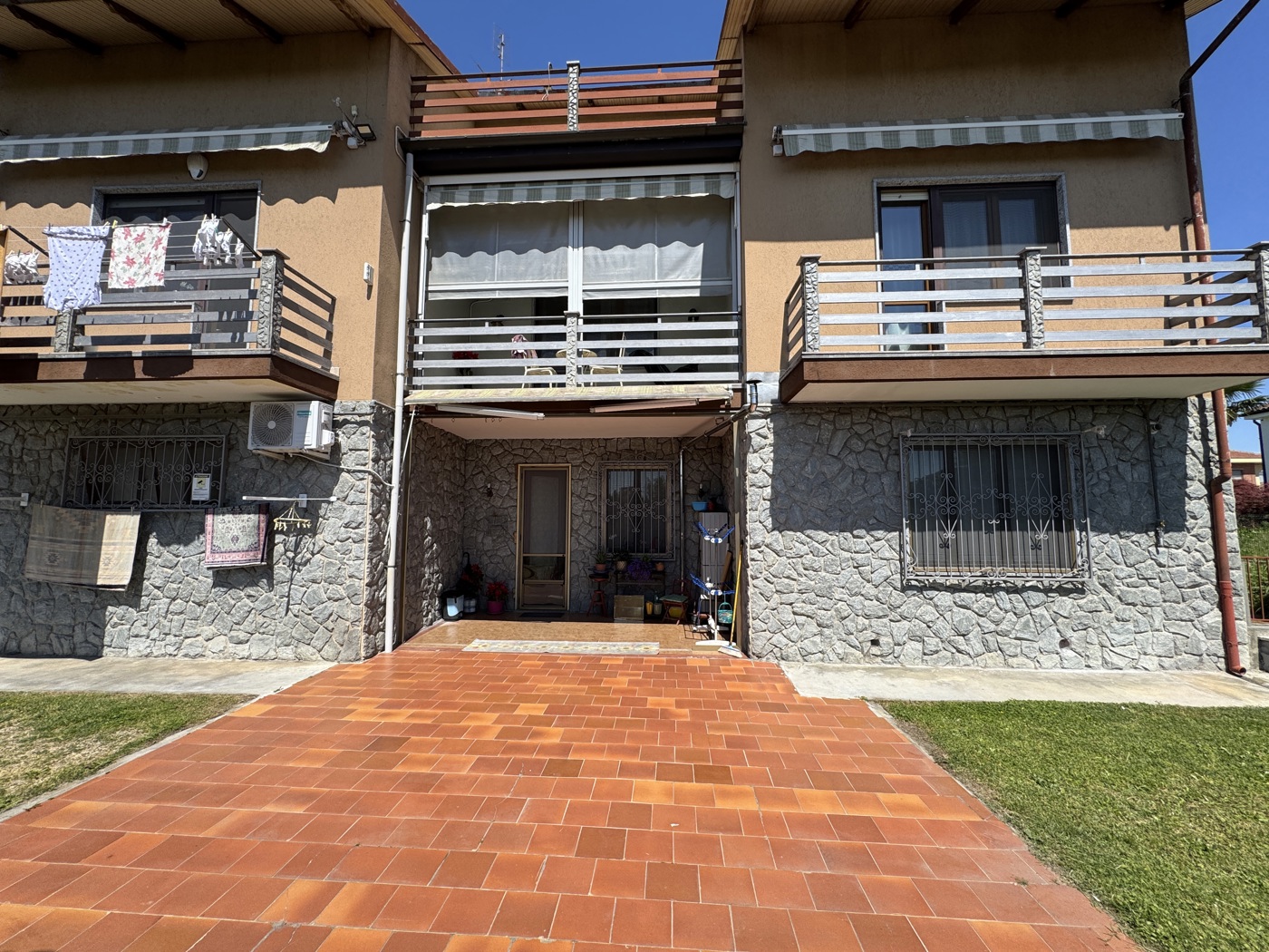 Trilocale con giardino a Poirino