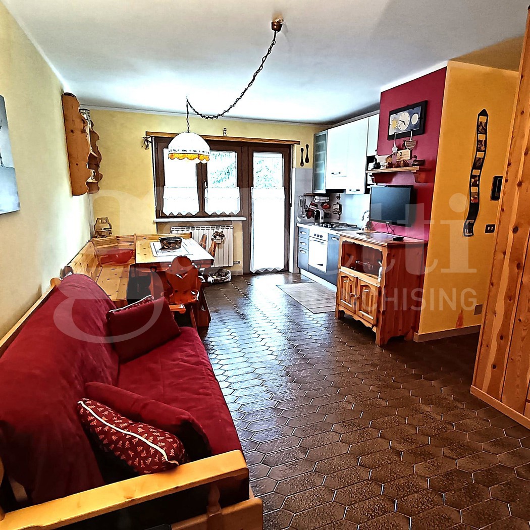 Monolocale arredato in affitto a Oulx