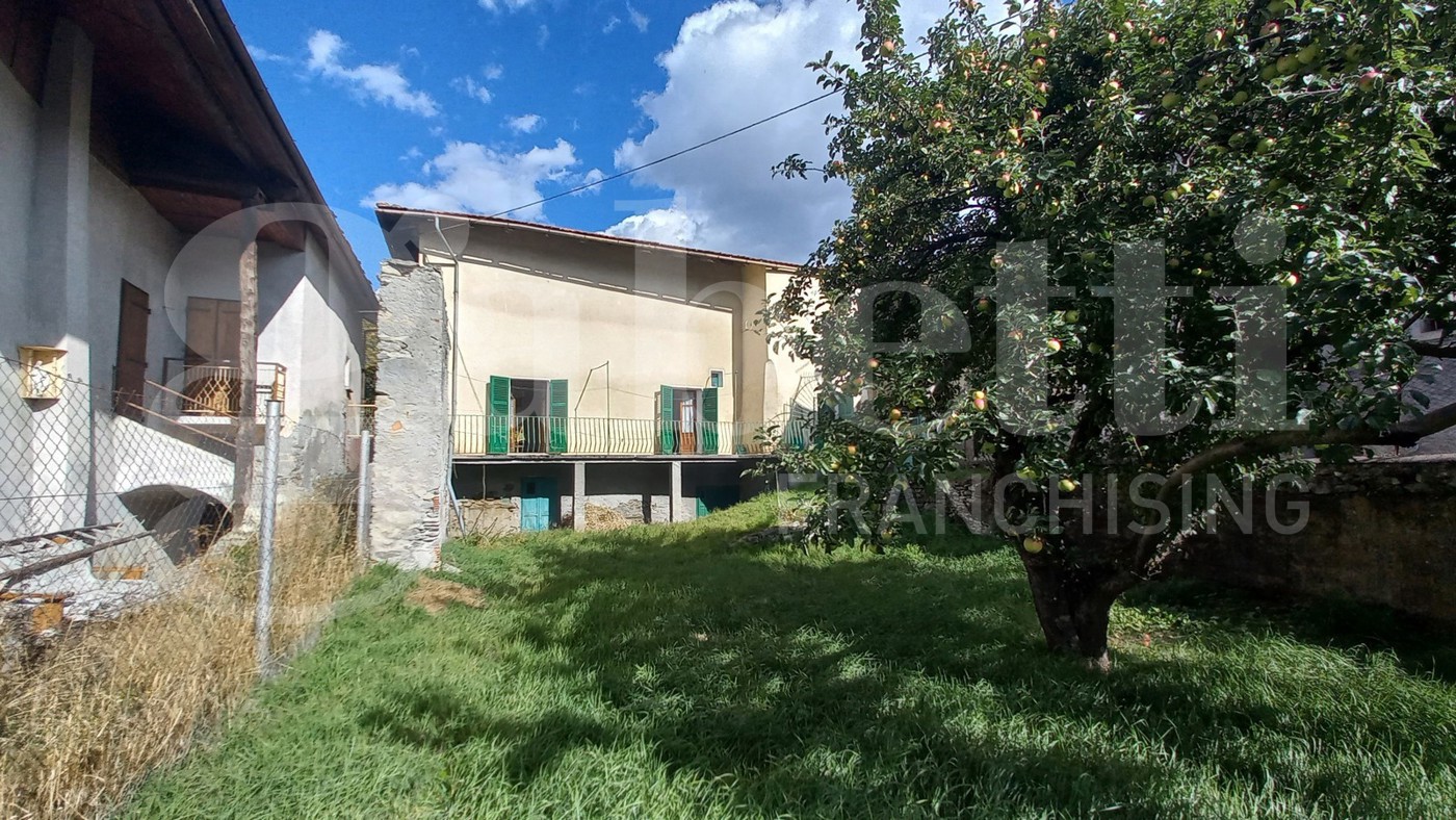 Casa indipendente con giardino a Oulx