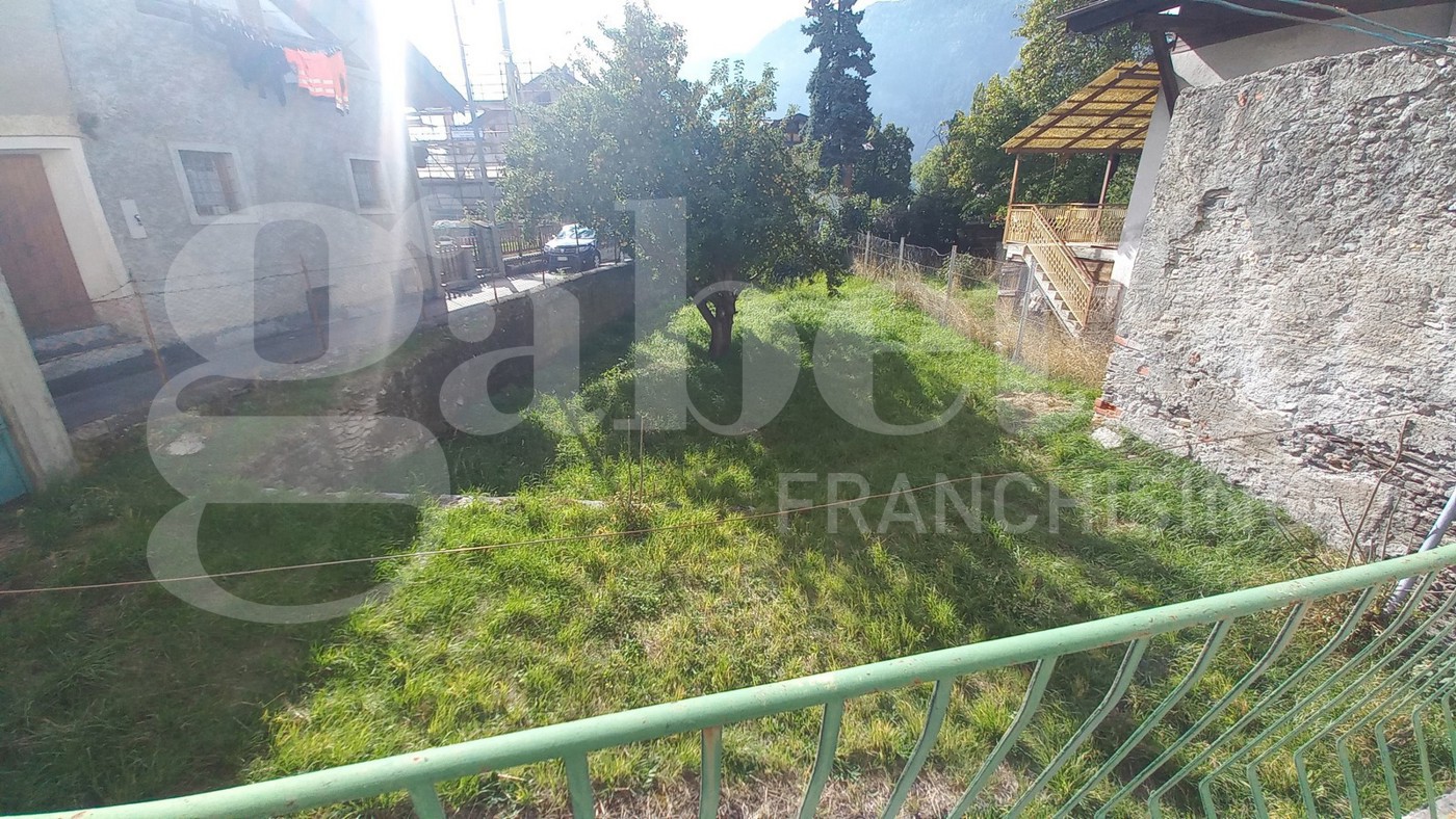 Casa indipendente con giardino a Oulx