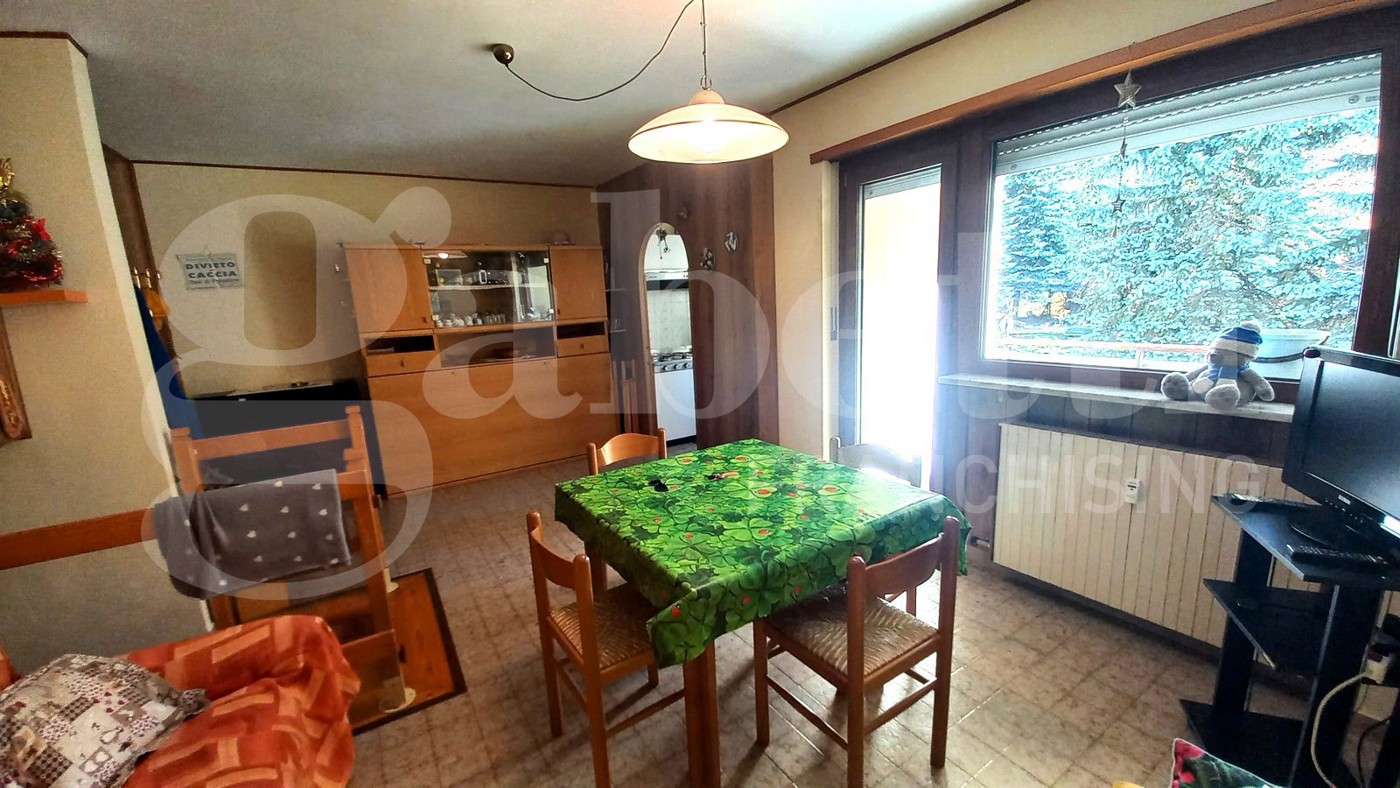 Bilocale con box a Oulx