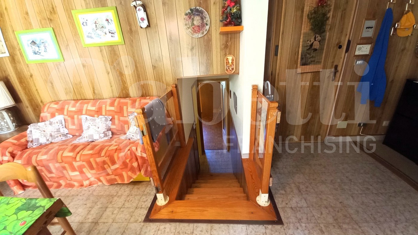 Bilocale con box a Oulx