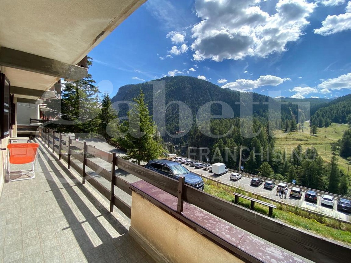 Trilocale arredato in affitto a Claviere