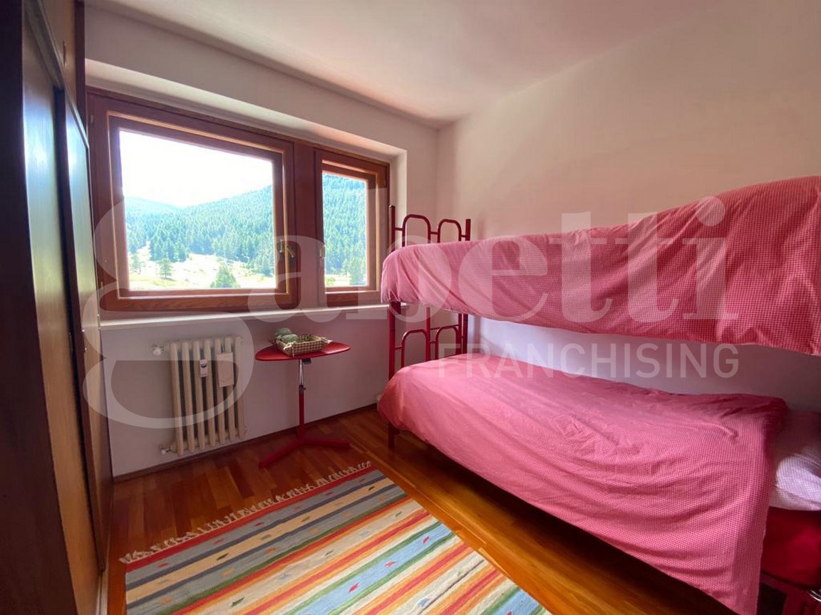 Trilocale arredato in affitto a Claviere