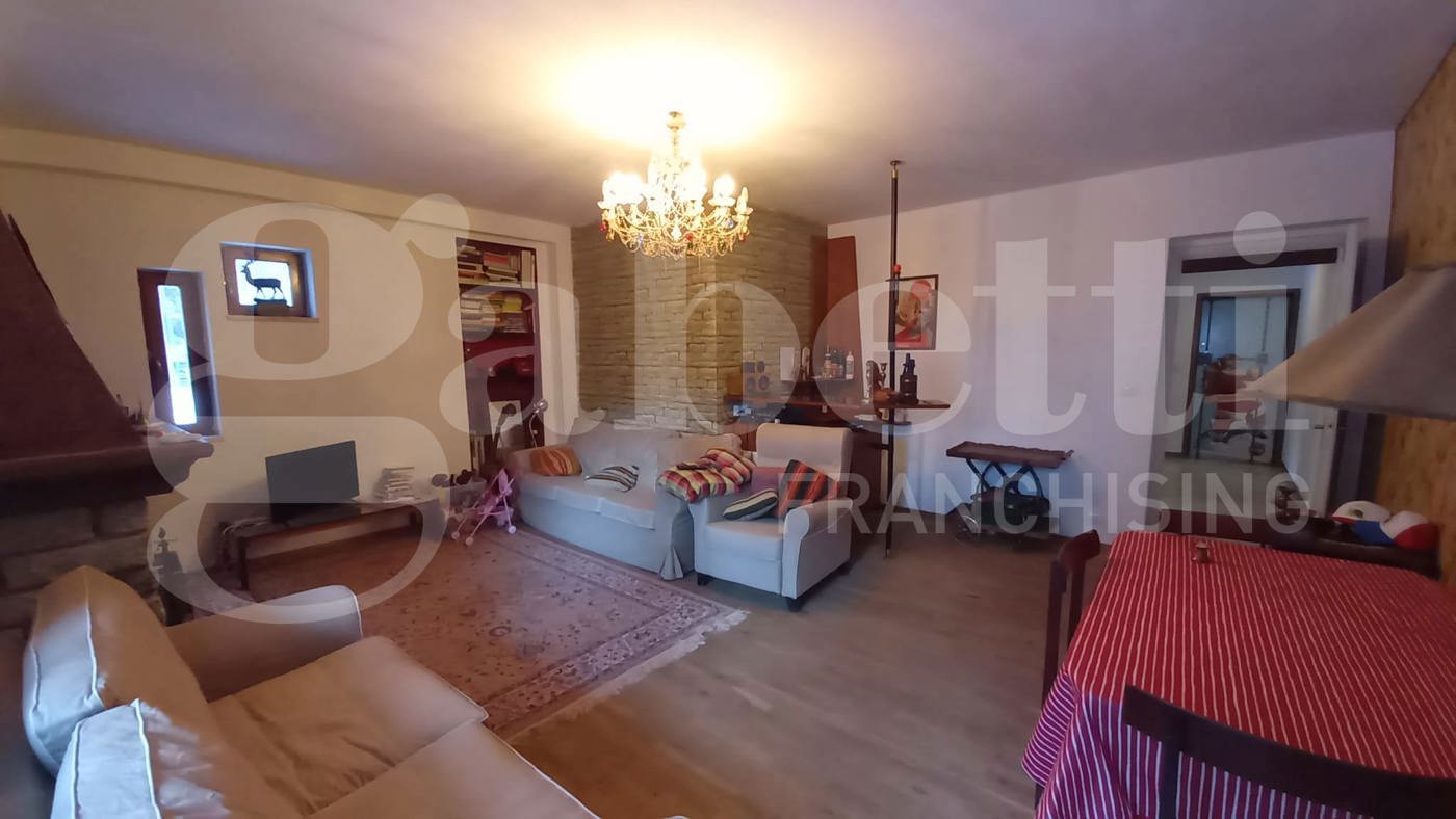 Quadrilocale arredato in affitto a Bardonecchia