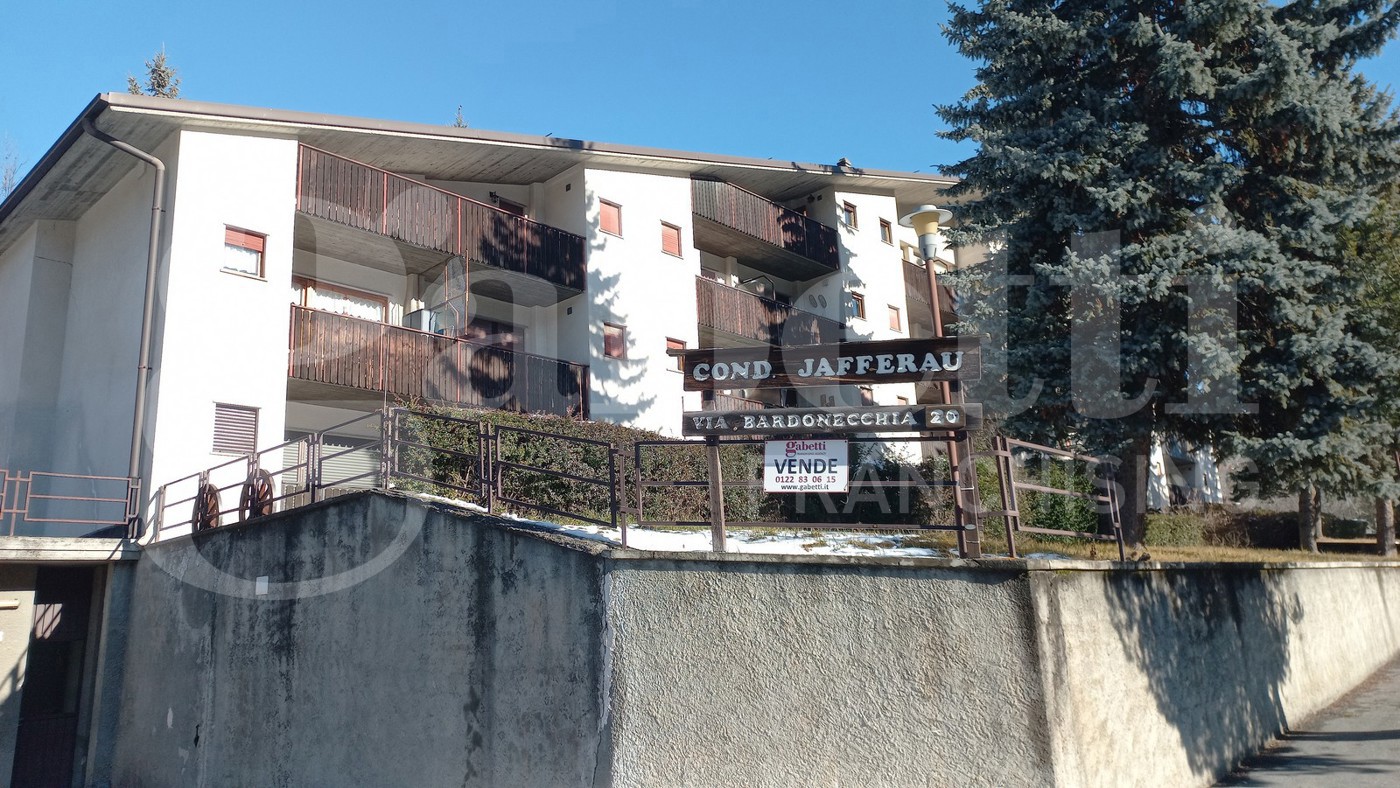 Bilocale con giardino a Oulx