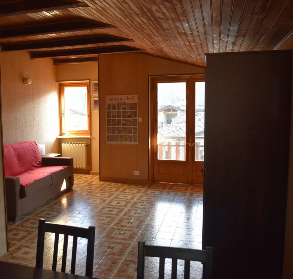 Monolocale arredato in affitto a Oulx