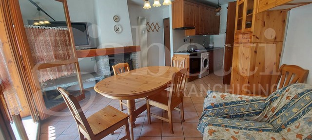 Trilocale arredato in affitto a Bardonecchia