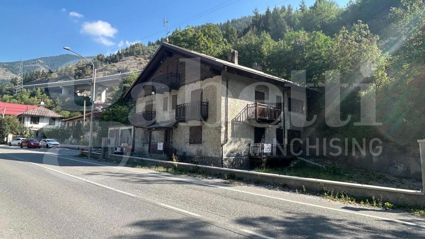 Appartamento da ristrutturare a Bardonecchia