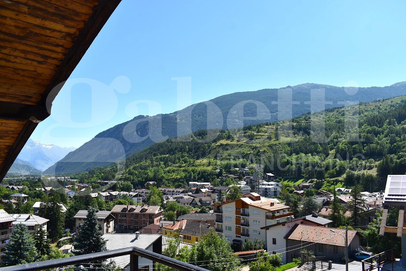 Bilocale arredato in affitto a Oulx