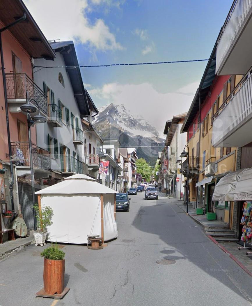 Negozio in vendita a Bardonecchia