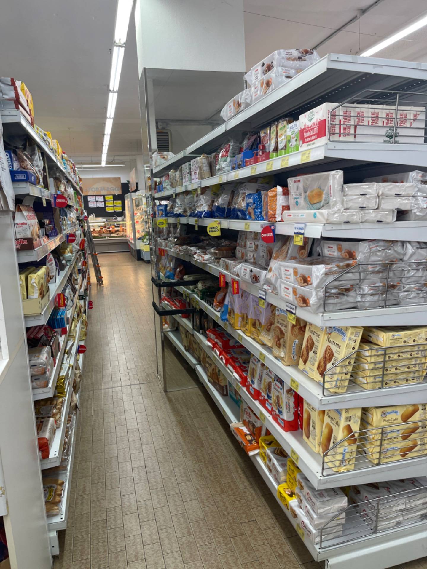 Fondo Commerciale in affitto a Cerreto Guidi