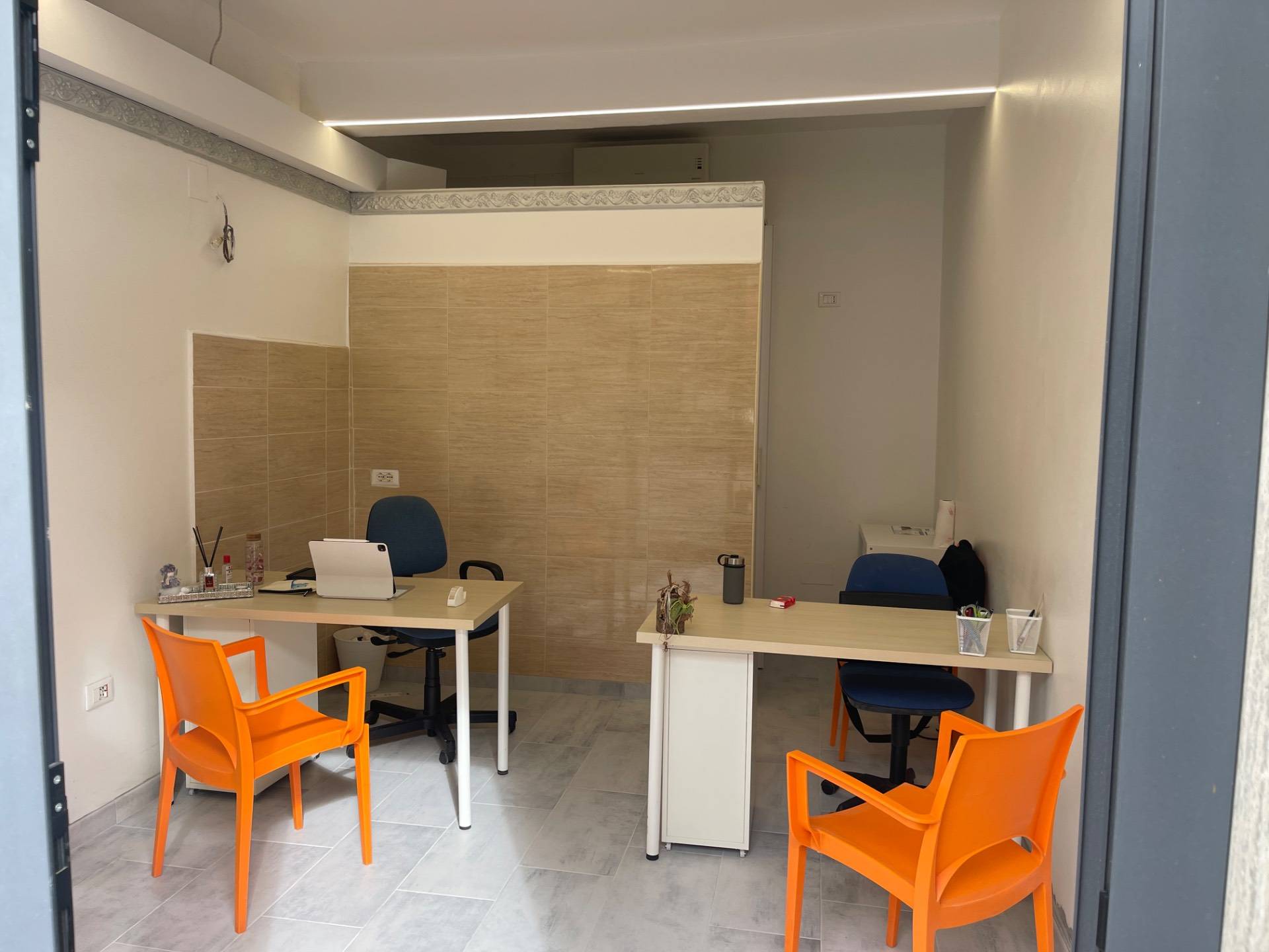 Fondo Commerciale in affitto a Pontedera