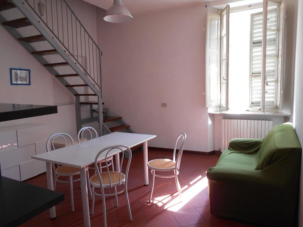 Appartamento arredato in affitto in piazza cittadella vicinanze, Piacenza