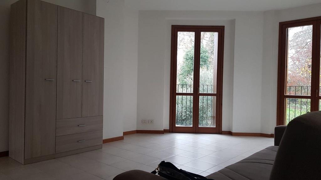 Appartamento con box, Pontenure centro