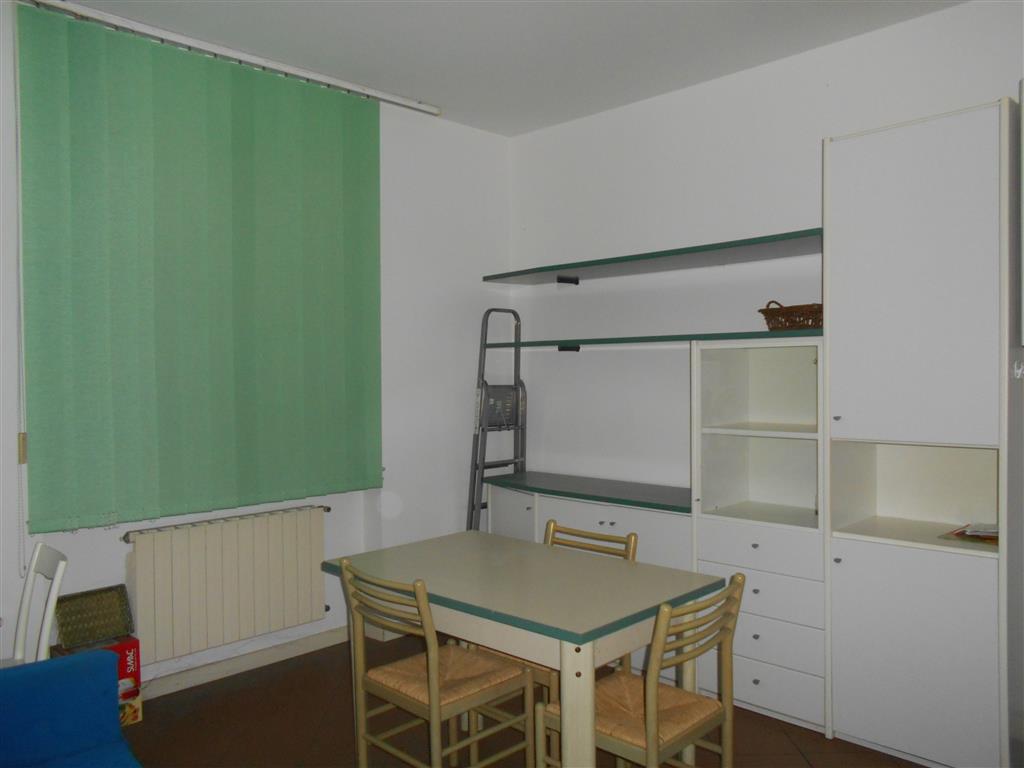 Appartamento arredato in affitto, Piacenza centro storico