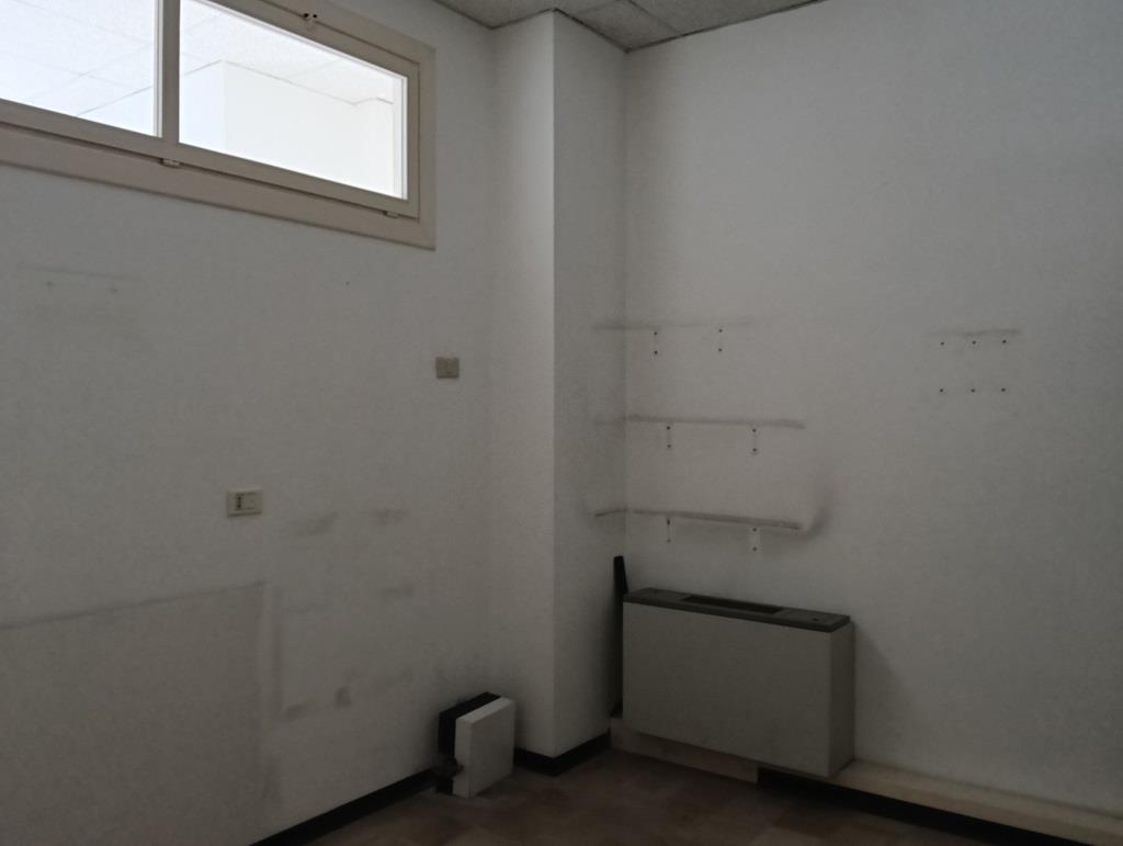 Ufficio in affitto, Piacenza via boselli