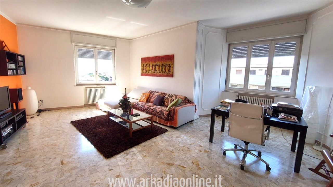 Appartamento in vendita a Piacenza