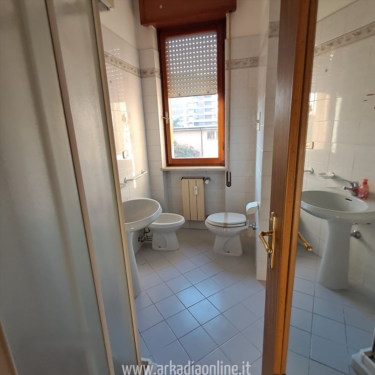 Appartamento con box doppio, Piacenza raffalda