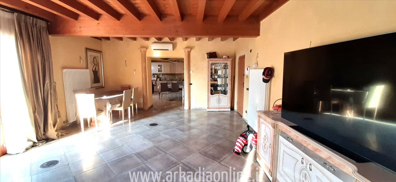 Appartamento con giardino a Fiorenzuola d'Arda